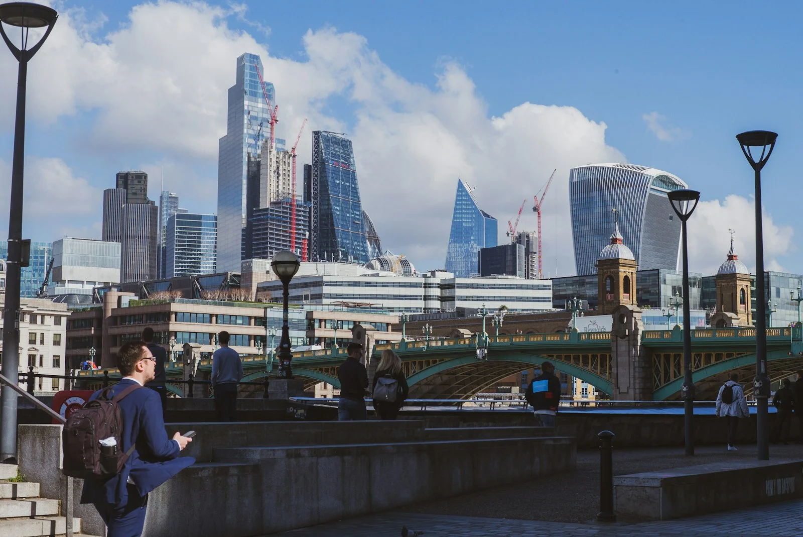 How to Write a Business Plan UK: Full 2026 Guide & Examples